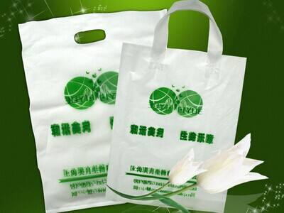 郑州塑料袋生产公司认为环保塑料袋的优点